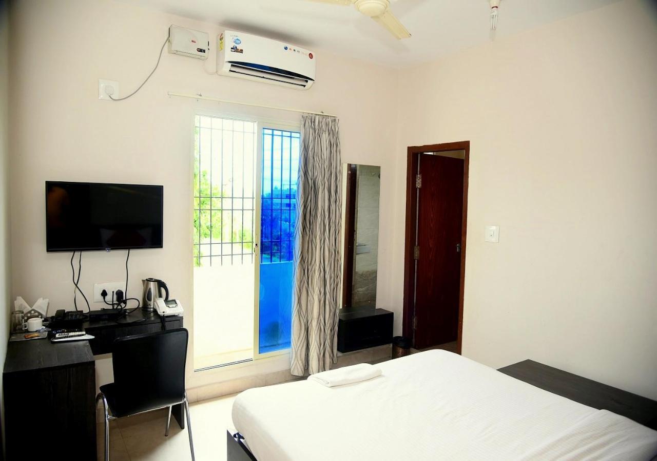 Orange Corner Bangalore Airport Hotel Exterior photo